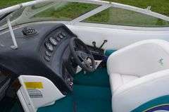 Wellcraft Nova 23 Speed Boat w/ Tandem Axle Trailer
