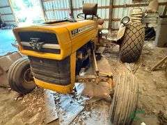 Massey-Ferguson 2135 Turf Special showing 7522 hours gas