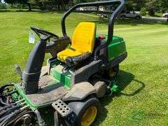John Deere 2500 Greens Mower Diesel showing 2246 hours