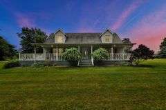 14235 Saxton Rd, Springport, MI