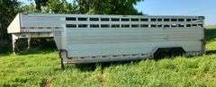 2003 Barrett livestock trailer 24', row:1