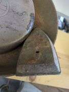 Cast iron skillet