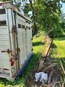2003 Barrett livestock trailer 24', row:1
