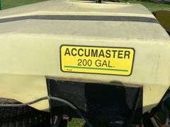 John Deere 1800 boom sprayer 20 ft 200 gallon