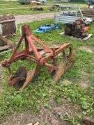 Dearborn 2 bottom 3 pt. 14" plow, row:4
