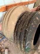 2 9.5L-15 Tires