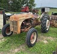 1940 Ford 9N tractor, K, row:4