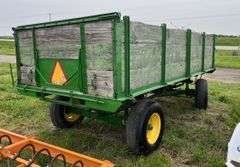 Hydraulic dump wagon with John Deere running gear & Midwest Hydraulic dump, row:3