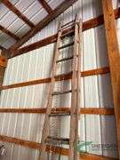 Wooden extension ladder