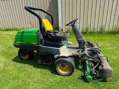John Deere 2500 Greens Mower Diesel showing 2246 hours