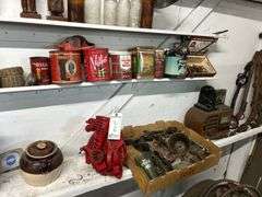 Miscellaneous decorations and items