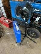 Box fan and standing fan