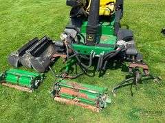 John Deere 2500 diesel parts machine