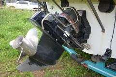 Wellcraft Nova 23 Speed Boat w/ Tandem Axle Trailer