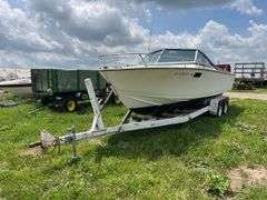 1976 Thunderbird Boat 23', row:2
