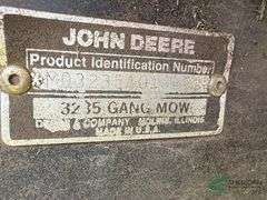 John Deere 3235 Fairway Mower showing 3090 hours diesel
