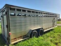 2003 Barrett livestock trailer 24', row:1