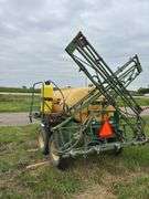 Top Air Sprayer 500 gallon, 40' boom, M row:2