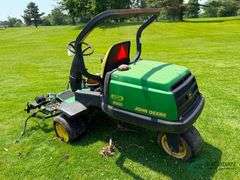 John Deere 2500 diesel parts machine