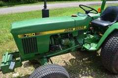 John Deere 750 Tractor