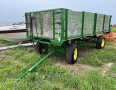 Hydraulic dump wagon with John Deere running gear & Midwest Hydraulic dump, row:3