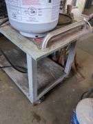 Rolling cart with casters