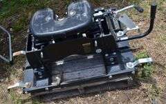 Curt Q24 5th Wheel Hitch