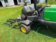 John Deere 2500 diesel parts machine
