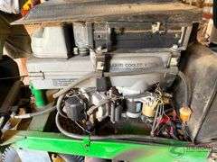 John Deere 2243 Mower gas showing 1561 hours