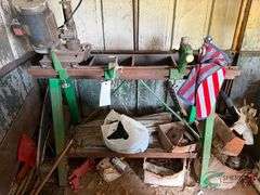 Bed knife grinder