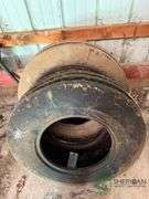 2 9.5L-15 Tires