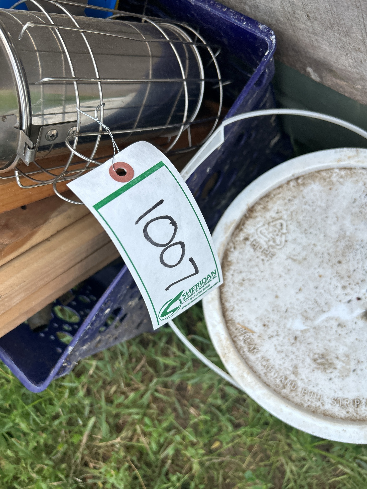 Lot image 10