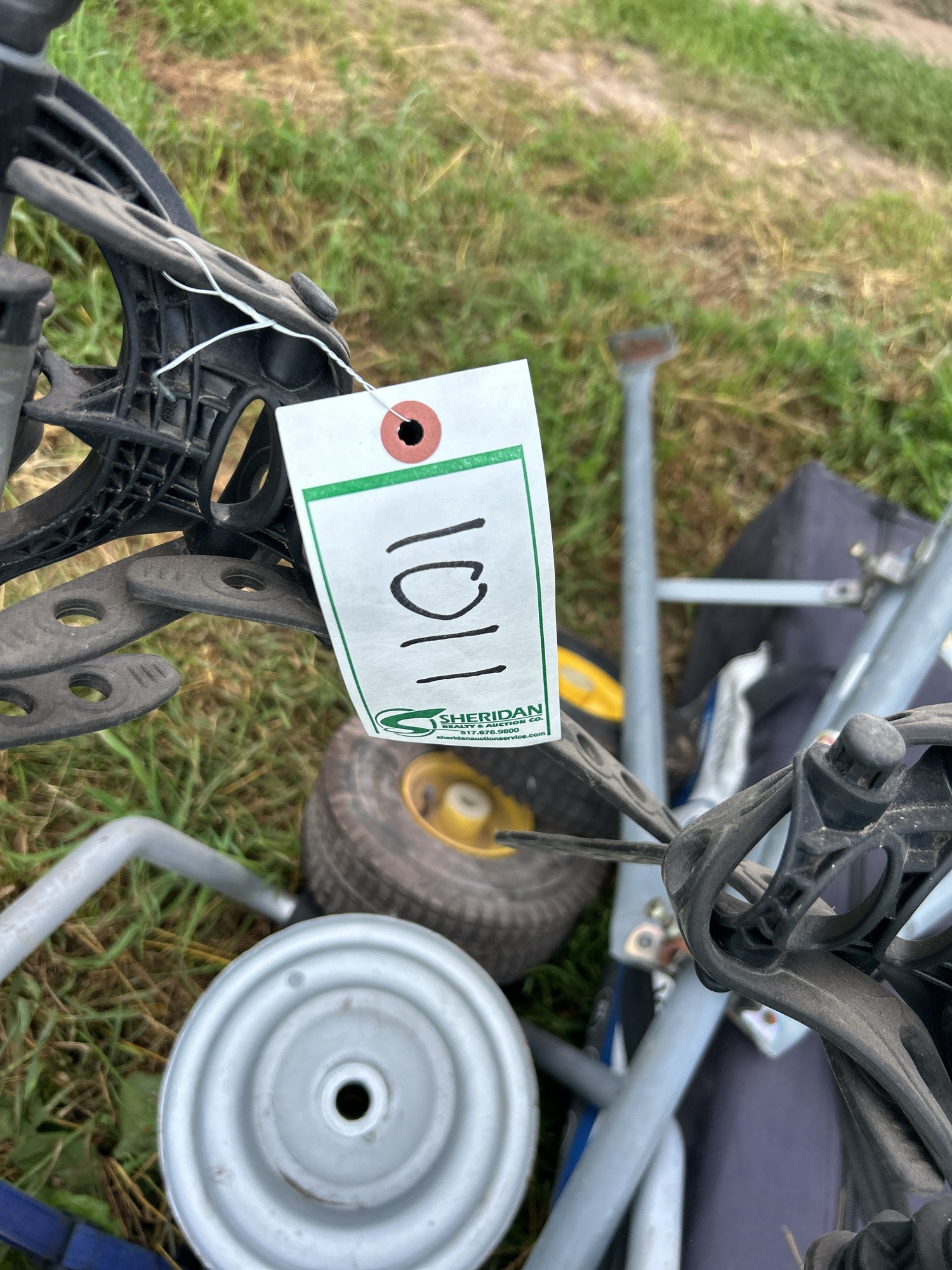Lot image 3