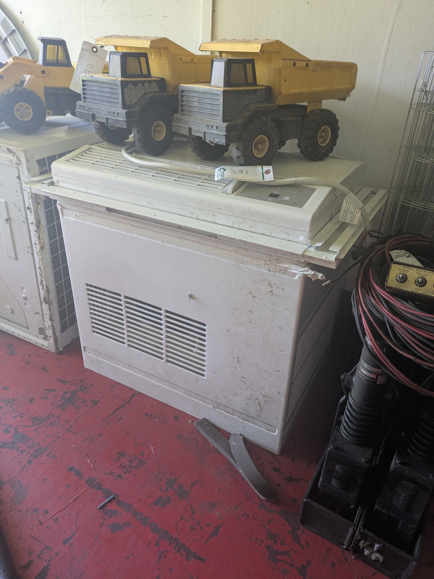 Lot image 8