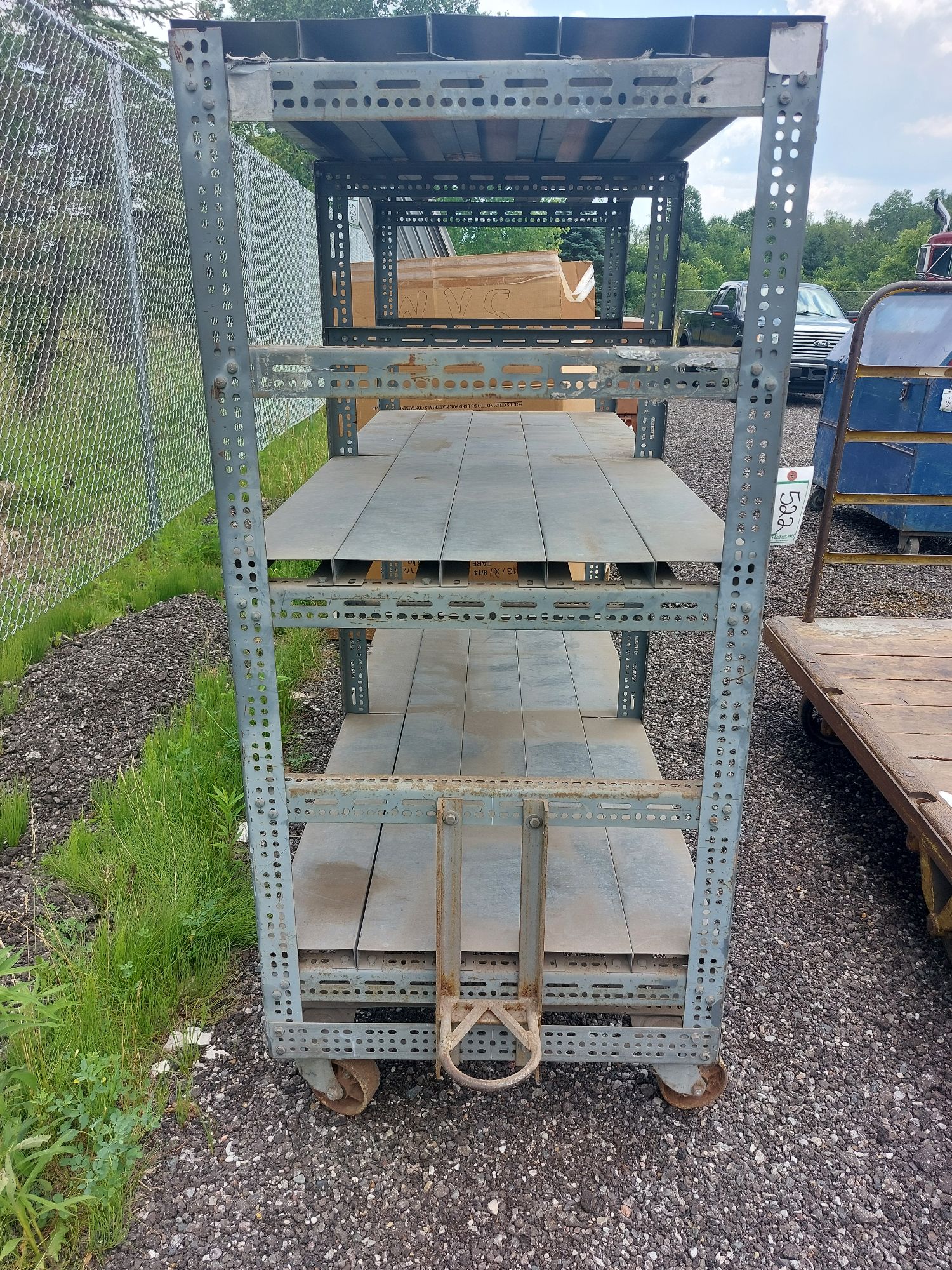 Lot image 3