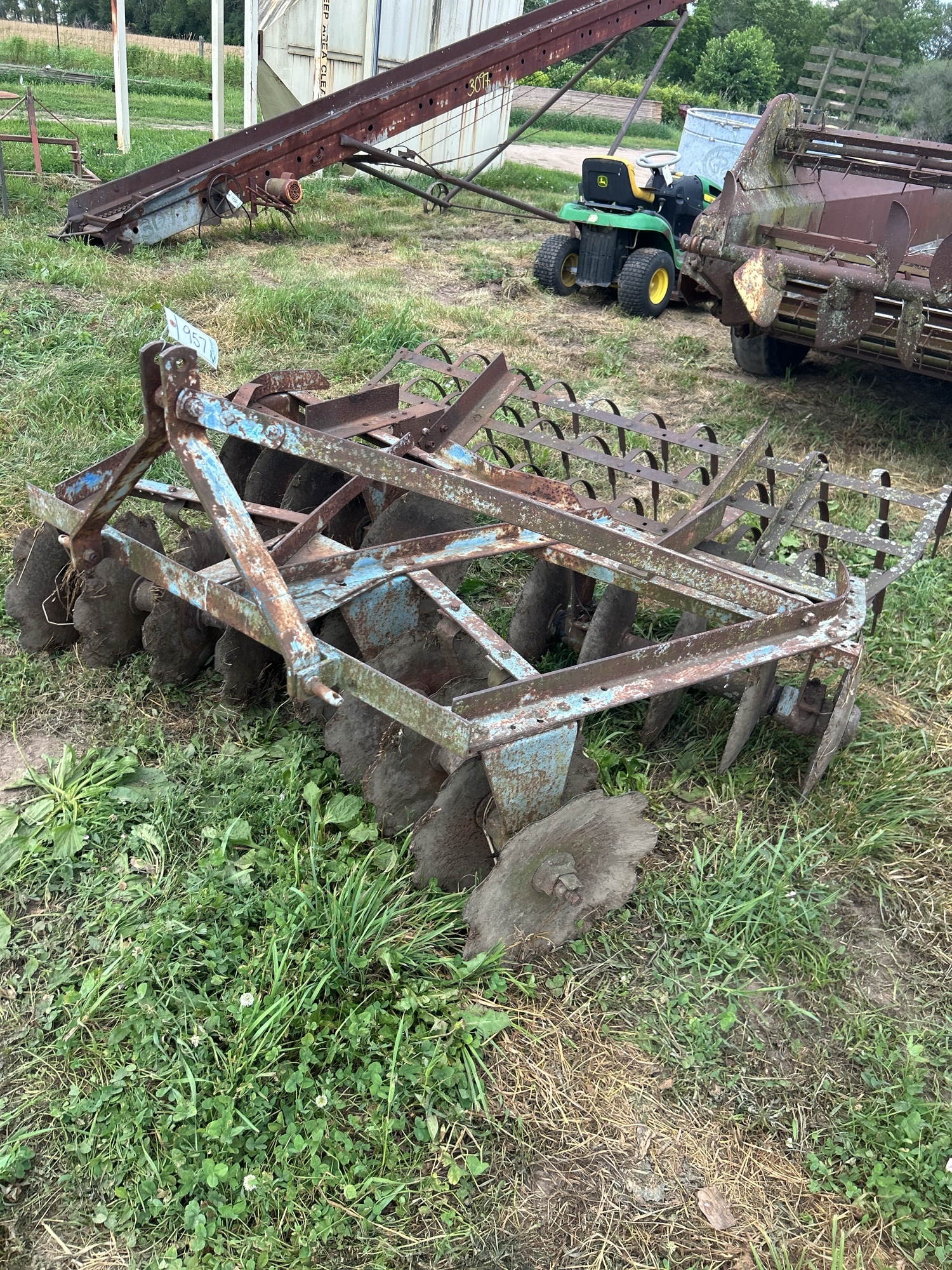 Lot image 4