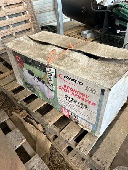 Finco 15 Gal ATV Sprayer, bldg:green image