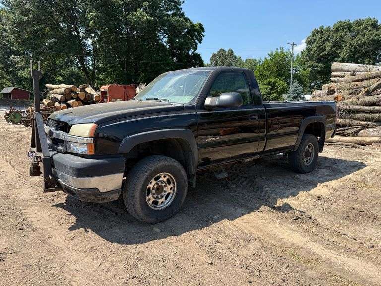 2003 Chevy Silverado 2500 image
