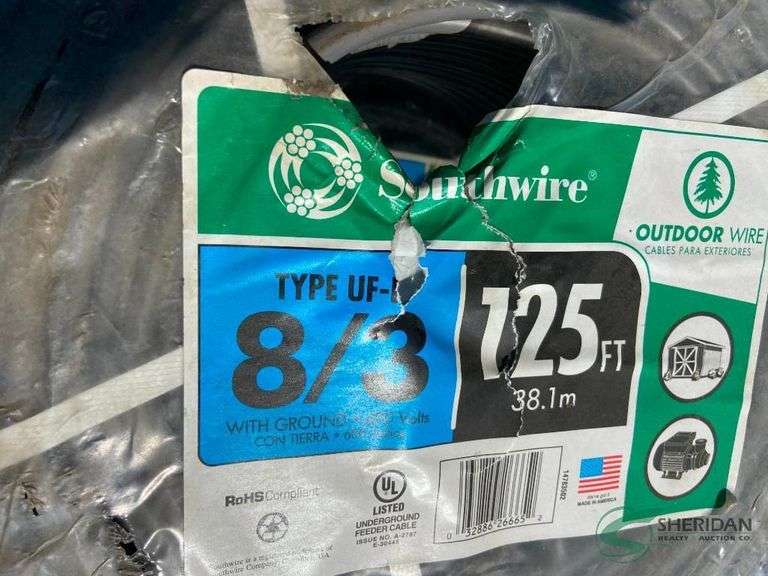 Numerous New hardware items TOTES NOT INCLUDED
