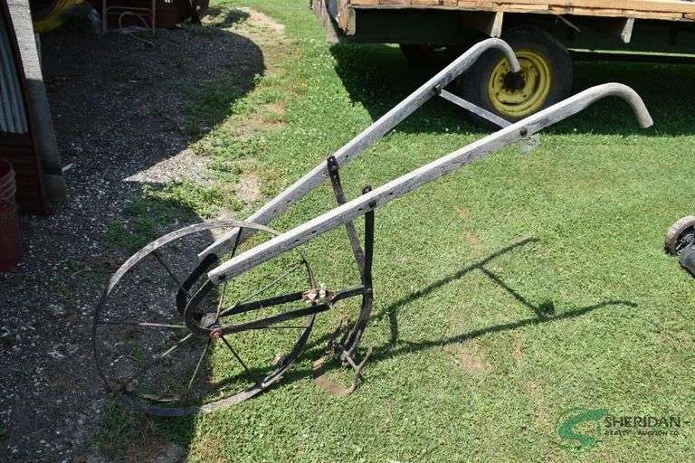 Hand Cultivator