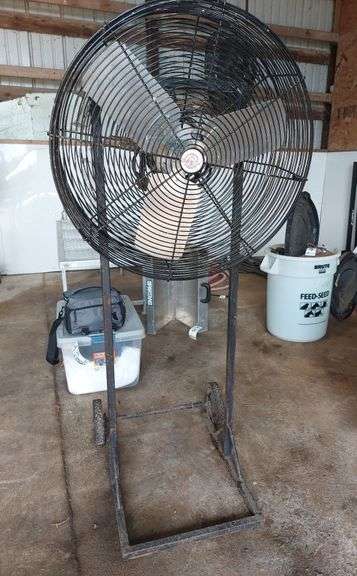 Sullivan Supply Turbo Livestock Fan on Wheeled  Cart
