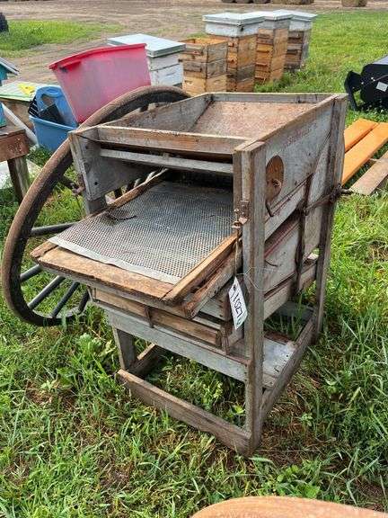 Fanning mill seed cleaner, row:10 image