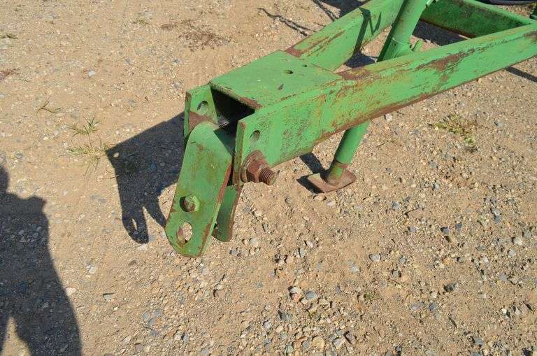 John Deere 712 9 Shank Chisel Plow