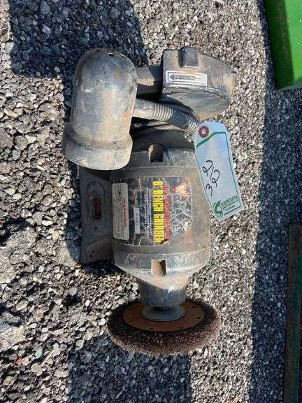 Bench grinder