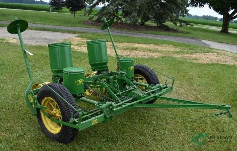 John Deere 2 Row Corn Planter