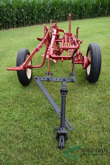 IHC #8 Trailer Plow - 1B