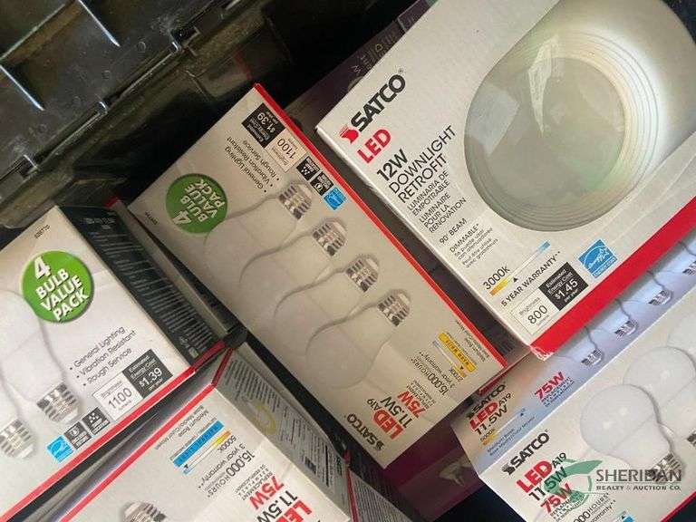Numerous New hardware items TOTES NOT INCLUDED