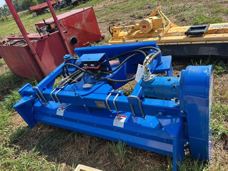 Topcat skid steer mount power rake, row:11 image
