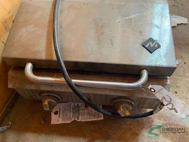 Propane grill/griddle image