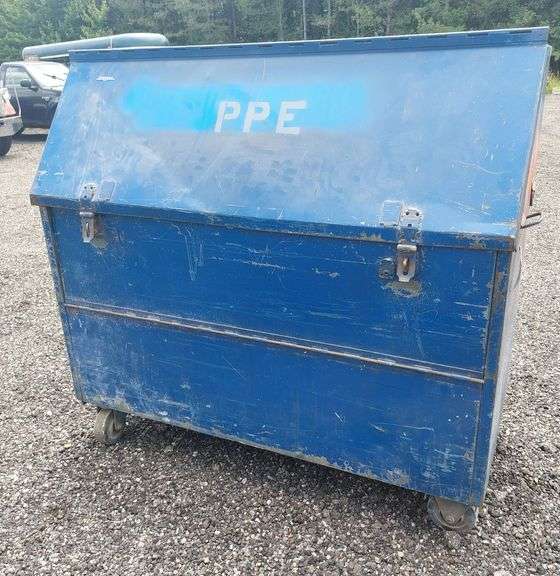 Shop Tool Gang Box on Wheels image